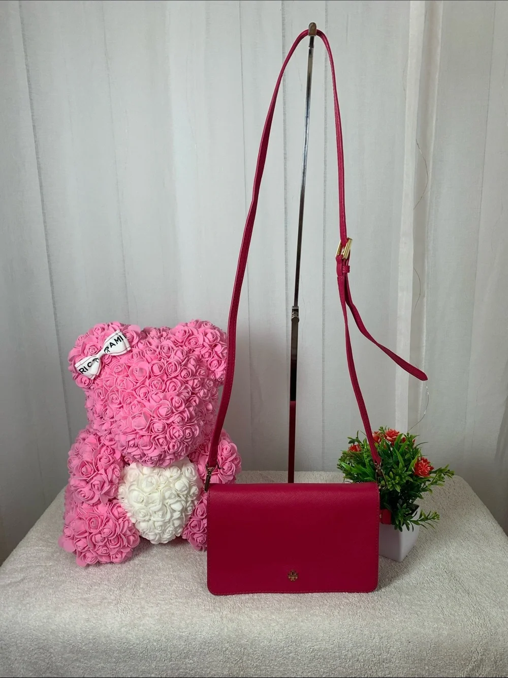 GUC Tory Burch Dark Hot Pink Crossbody Bag